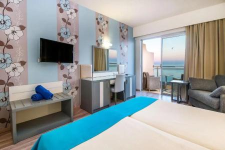 Pegasos Deluxe Beach - 41