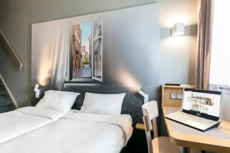B&B Toulouse Cité de l'Espace Mouchotte - 32