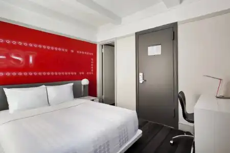 Row NYC - 11