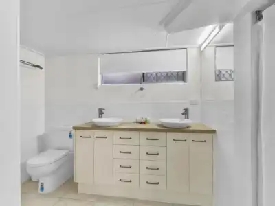 Camden Motor Inn - 94