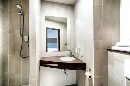 B&B Stuttgart-Neckarhafen - 23