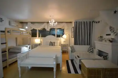 Han River Residence & Guesthouse in Seoul - 176