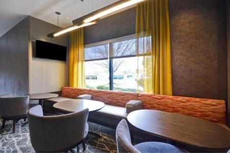 SpringHill Suites Lexington Near the University of Kentucky - 12