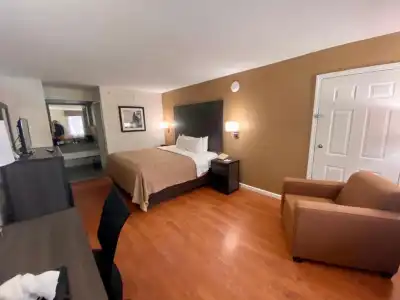 Quality Inn Branson - Hwy 76 Central - 26