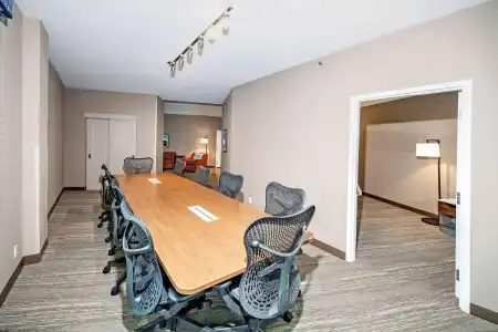 Hampton Inn by Hilton Ottawa - 49