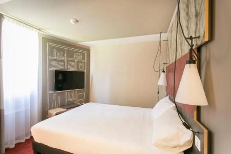 ibis Avignon Sud - 82