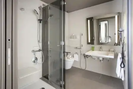 8Piuhotel - 6