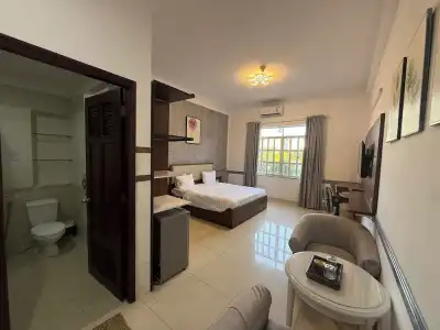 Hoa Phat & Apartment - 34