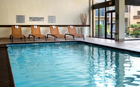 Courtyard Charlottesville - 14