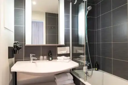 ApartAdagio Paris Opéra - 64