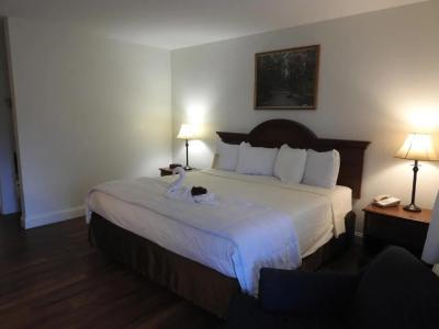 Inn at Cemetery Hill - 23