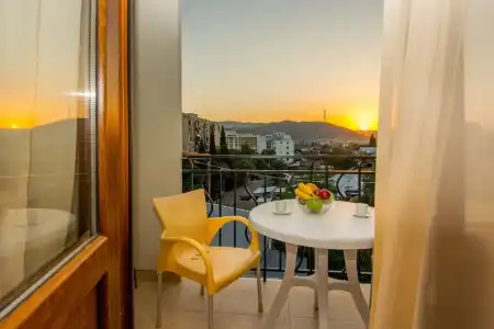 Dat Exx Apartments - 84