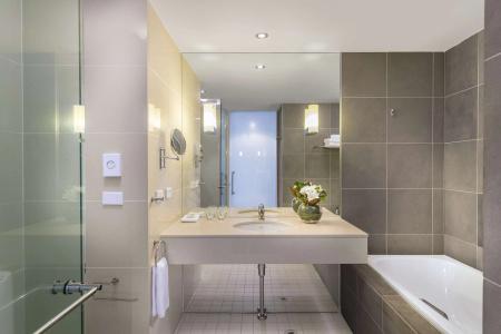 Hilton Auckland - 10