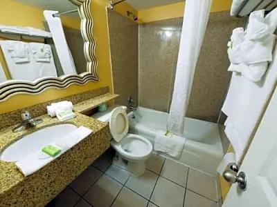 Seashire Inn & Suites - 31