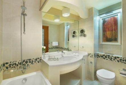 City Seasons Towers Bur Dubai - 18