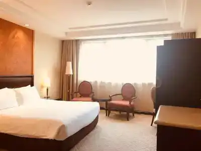 Mercure Shanghai Royalton - 11