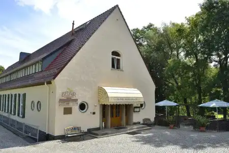 Land- und GolfAlte Fliegerschule - 0
