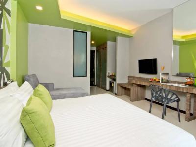 J Residence - 6