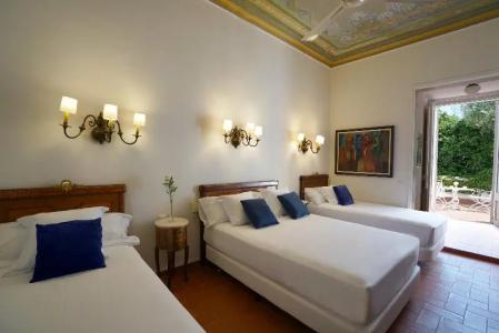 Medium Romantic - 50