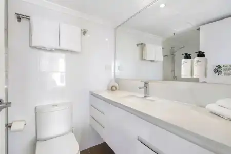 ULTIQA Beach Haven At Broadbeach - 248