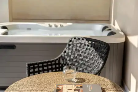 Macaris Suites and SPA - 25