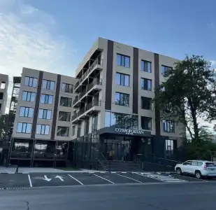 Cosmopolitan - 0