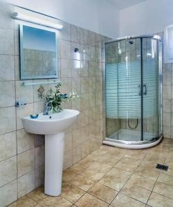 San Lazzaro Apartments - 7