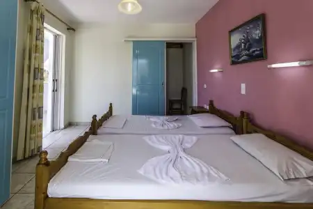 Vossos Apartments - 11