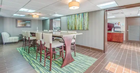 Comfort Inn Midlothian Turnpike - 18