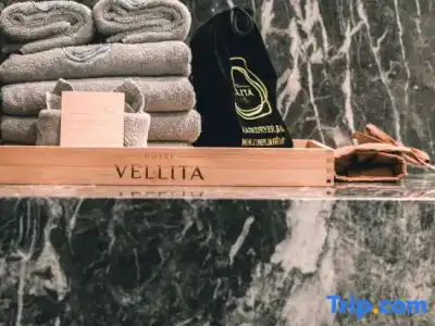 Vellita - 102