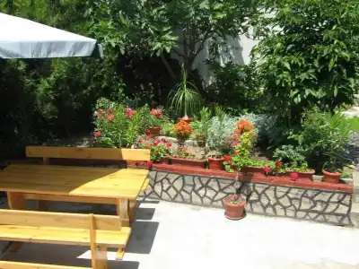 Guest House Mihalevi - 9