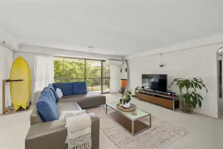 Gemini Court Holiday Apartments - 311