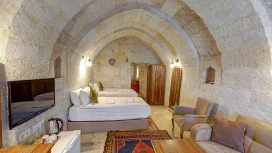 Elegance Cave Suites - 64