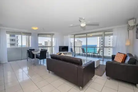 Baronnet Apartments - 256