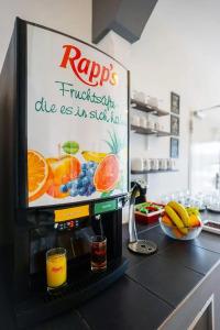 am Schloss Biebrich - 5