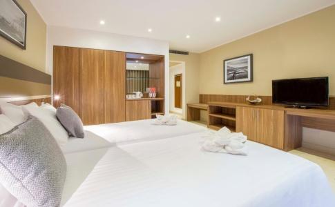 DoubleTree by Hilton Malta - 5