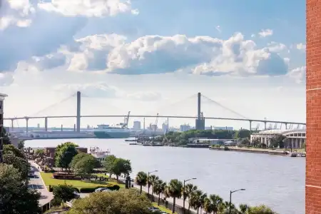 Marriott Savannah Riverfront - 54