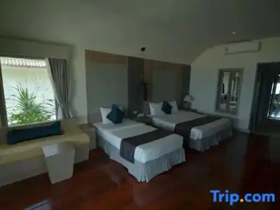 Nakara Long Beach Resort - 41