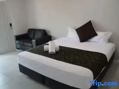 Monte Carlo Motor Inn - 91