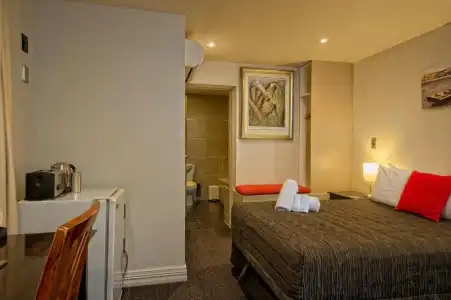 Autoline Queenstown Motel - 127