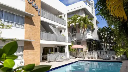 Crest Suites - 32