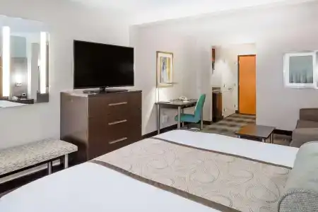 Wingate by Wyndham - Orlando International Airport - 66