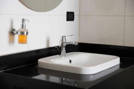 Redcon Suites - 364