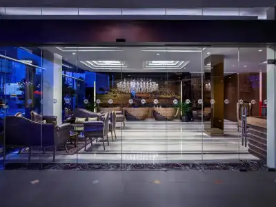 Grand Mercure Yogyakarta Adi Sucipto - 33