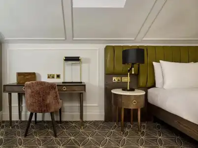 100 Queen's Gate London Kensington, Curio Collection by Hilton - 36