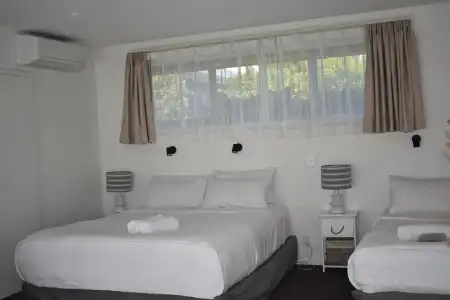 Coachman Motel - 39