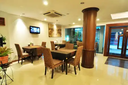 Baan Sukhumvit Soi 18 - 16