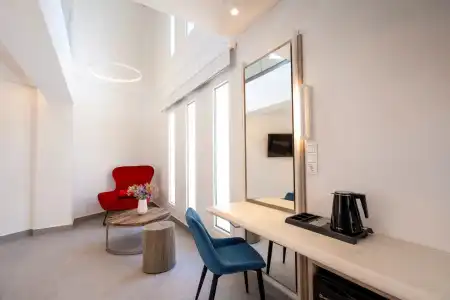 Mirablue Luxury Residences - 319