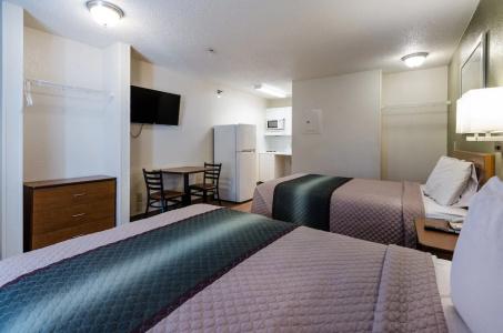 Suburban Studios Winston Salem-University Parkway - 29