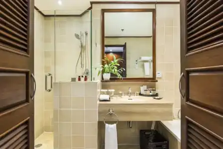 Chatrium Royal Lake Yangon - 86